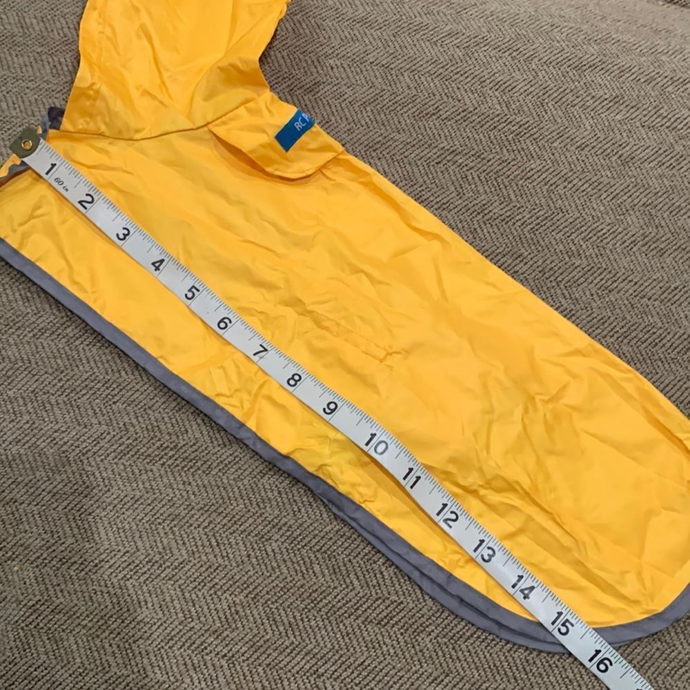 Small Dog or Cat Packable Yellow Raincoat. - Picture 2 of 7